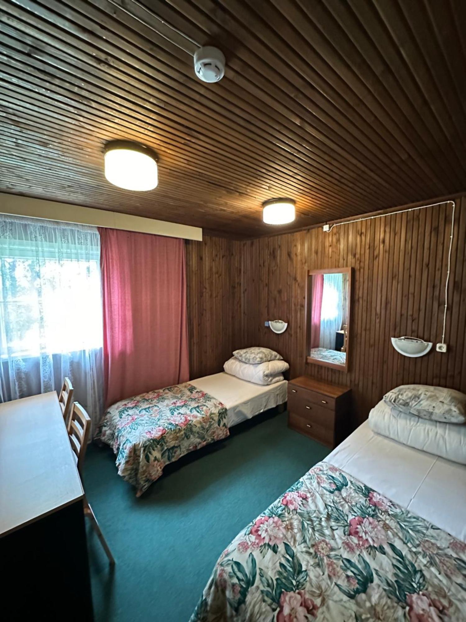 Oravapesa Guest House Häädemeeste Kültér fotó